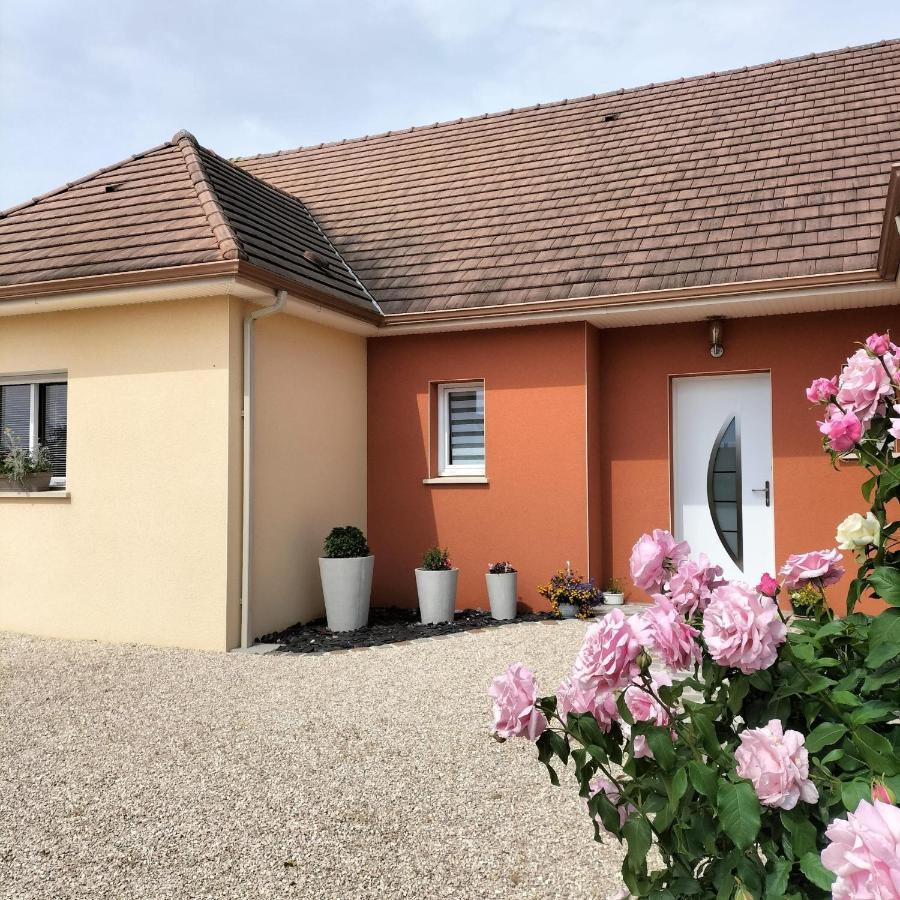 Bed and Breakfast Chez Nadine Valframbert Exterior foto